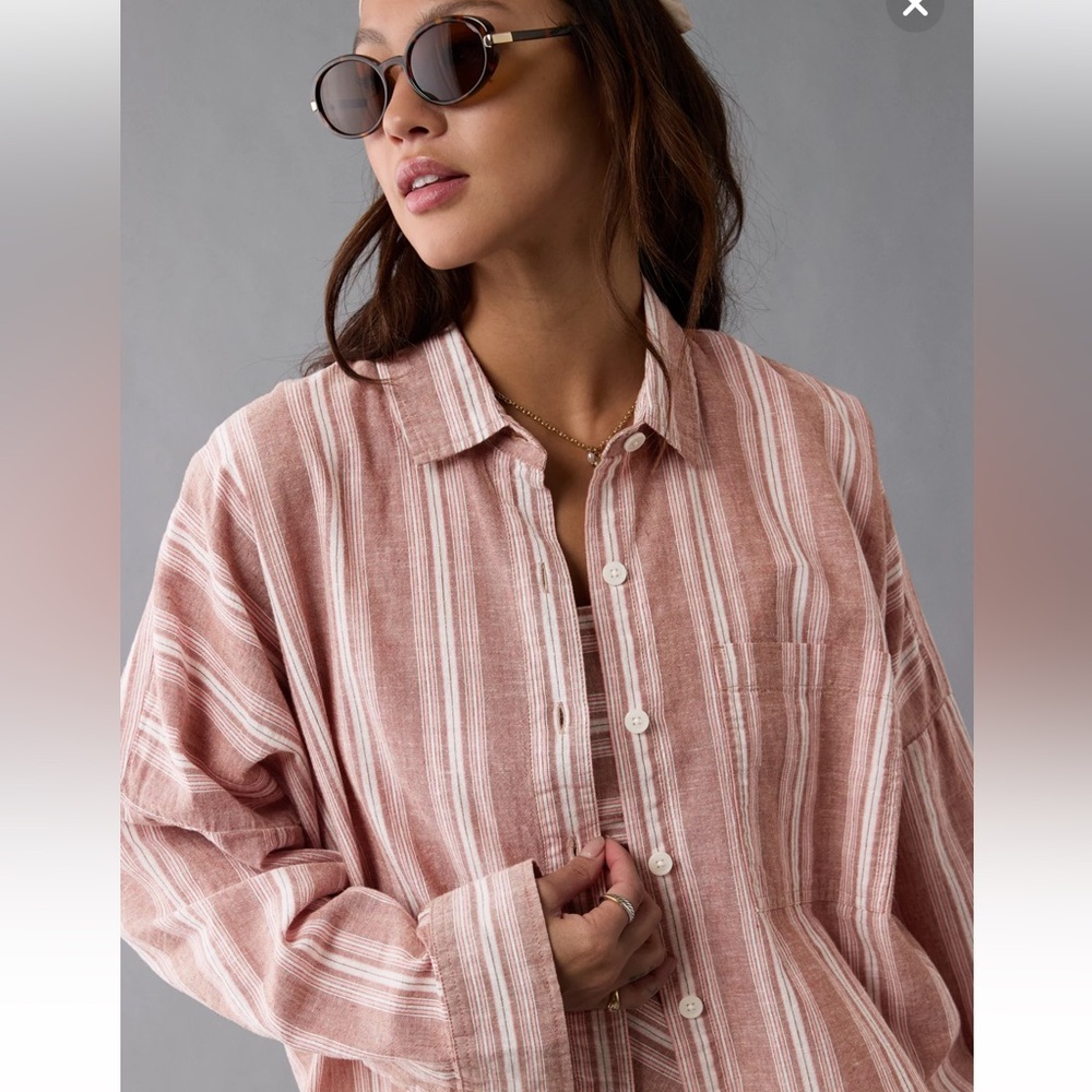 American Eagle Outfitters Striped Shirt *NEW WITHOUT TAGS*